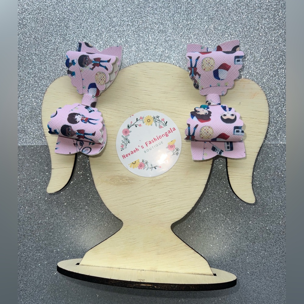 Stranger Things faux leather hair bows with metal alligator clips